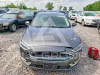 2017 Ford FUSION фото