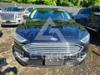 2017 Ford FUSION фото