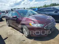 2017 Ford FUSION фото