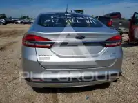 2017 Ford FUSION фото