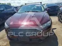 2017 Ford FUSION фото