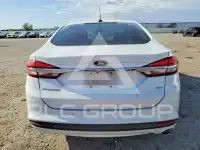 2017 Ford FUSION фото