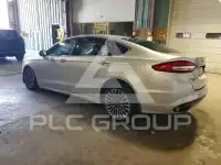 2017 Ford FUSION фото