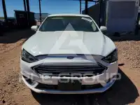 2017 Ford FUSION фото