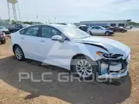 2017 Ford FUSION фото
