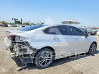 2017 Ford FUSION фото