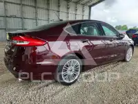 2017 Ford FUSION фото