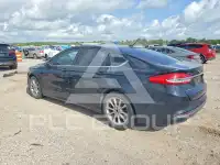 2017 Ford FUSION фото