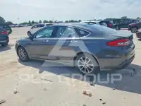 2017 Ford FUSION photo