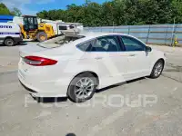 2017 Ford FUSION фото