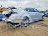 2017 Ford FUSION photo