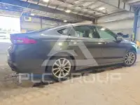 2017 Ford FUSION фото
