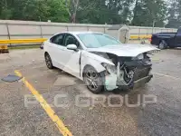 2017 Ford FUSION фото