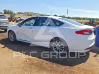 2017 Ford FUSION фото