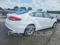2017 Ford FUSION photo
