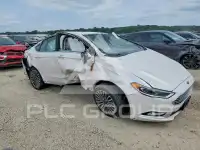 2017 Ford FUSION фото