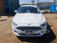 2017 Ford FUSION фото