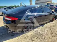 2017 Ford FUSION фото