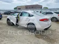 2017 Ford FUSION фото