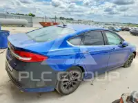 2017 Ford FUSION фото