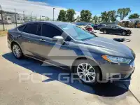 2017 Ford FUSION фото