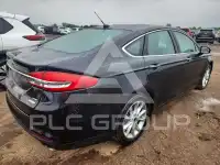 2017 Ford FUSION фото