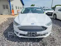 2017 Ford FUSION фото