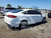 2017 Ford FUSION фото