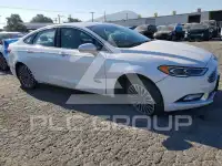 2017 Ford FUSION фото