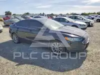2017 Ford FUSION фото