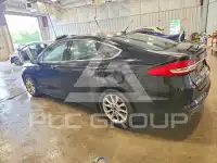 2017 Ford FUSION фото