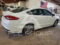2017 Ford FUSION фото