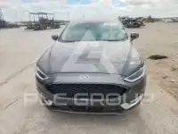2017 Ford FUSION фото