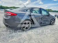 2017 Ford FUSION фото