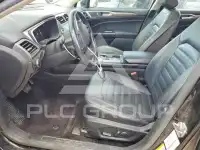 2017 Ford FUSION фото