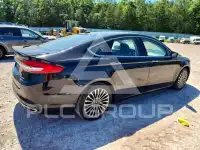 2017 Ford FUSION фото