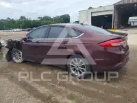 2017 Ford FUSION фото