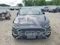 2017 Ford FUSION фото
