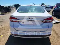 2017 Ford FUSION фото