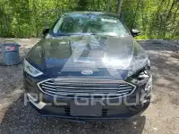 2017 Ford FUSION фото