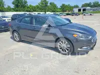 2017 Ford FUSION photo