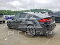 2017 Ford FUSION photo