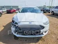 2017 Ford FUSION фото