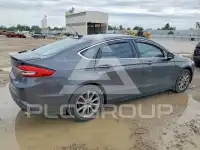 2017 Ford FUSION photo