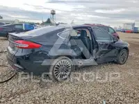 2017 Ford FUSION photo