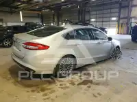 2017 Ford FUSION фото
