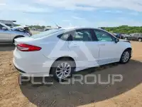 2017 Ford FUSION фото