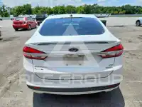 2017 Ford FUSION фото