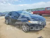 2017 Ford FUSION фото