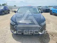 2017 Ford FUSION фото